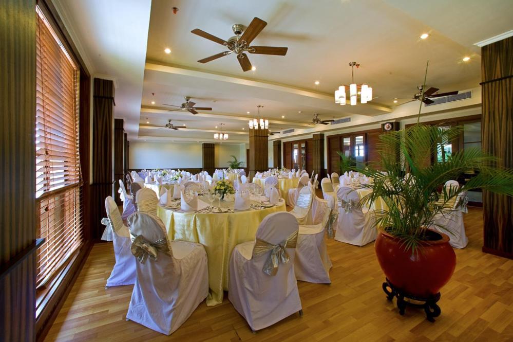 New Kuta Hotel Uluwatu Екстериор снимка